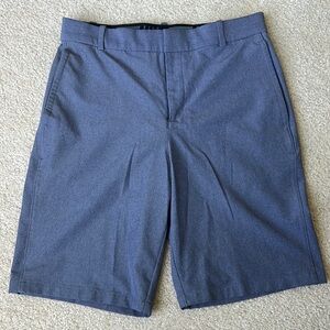 Nike Men's Gray Flat Front Golf Shorts